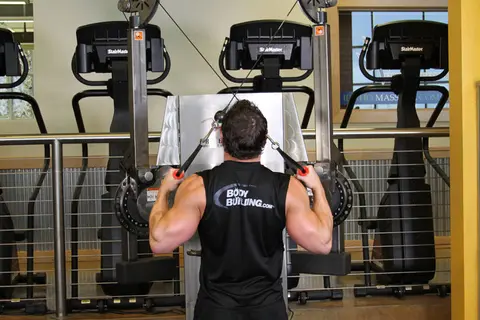 Full Range-Of-Motion Lat Pulldown — end position
