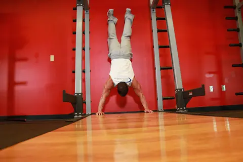 Strict Handstand Push-Up