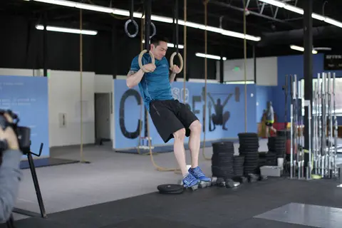 Strict Muscle-Up — end position
