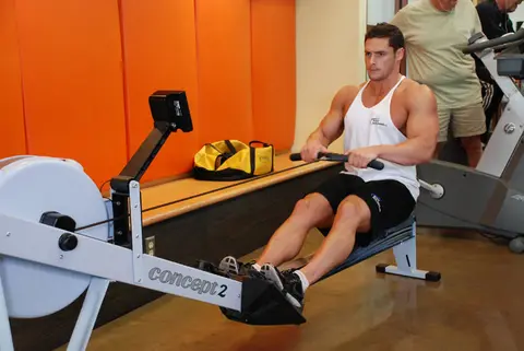 Rowing — end position