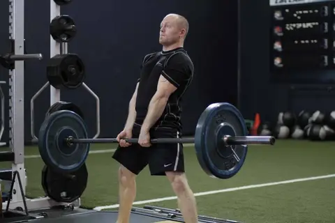 Sumo Deadlift — end position